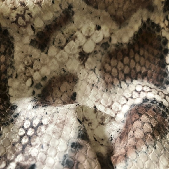 Miche Bianca Faux Leather Snake Print Demi Bag Braided Straps Base Bag & Shell - Picture 8 of 9